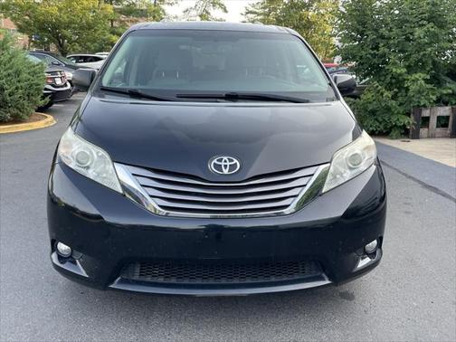 2015 Toyota Sienna XLE Premium