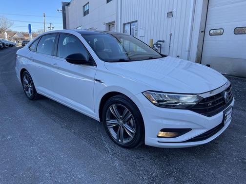 2021 Volkswagen Jetta 1.4T R-Line