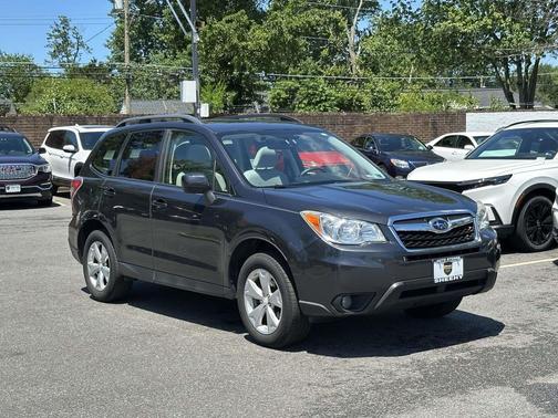 Dark Gray Metallic 2016 Subaru Forester 2.5i Premium