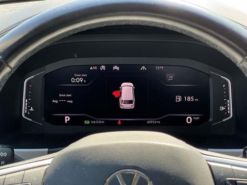 Red Metallic 2021 Volkswagen Atlas 3.6L SEL
