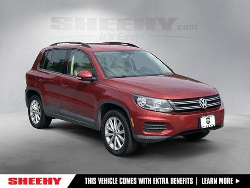 Wild Cherry Metallic 2015 Volkswagen Tiguan Auto SE
