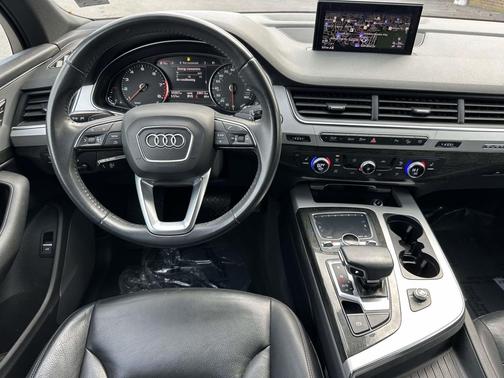 2019 Audi Q7 45 Premium
