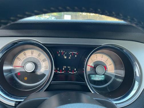 2010 Ford Mustang Base