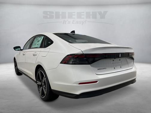 Platinum White Pearl 2026 Honda Accord SE