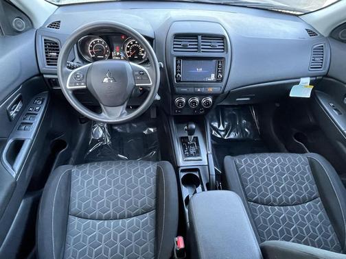 2024 Mitsubishi Outlander Sport SE
