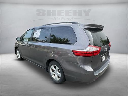 2015 Toyota Sienna LE