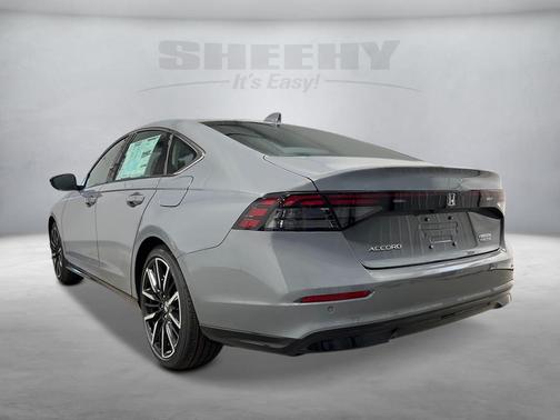 Urban Gray Pearl 2026 Honda Accord Hybrid Touring