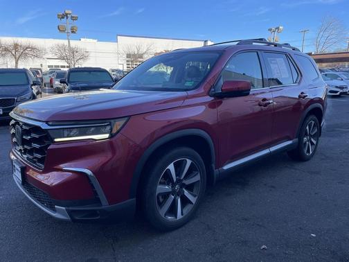 2023 Honda Pilot Touring 8-Passenger