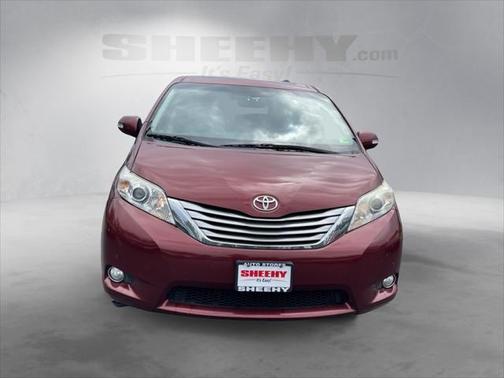 2013 Toyota Sienna XLE