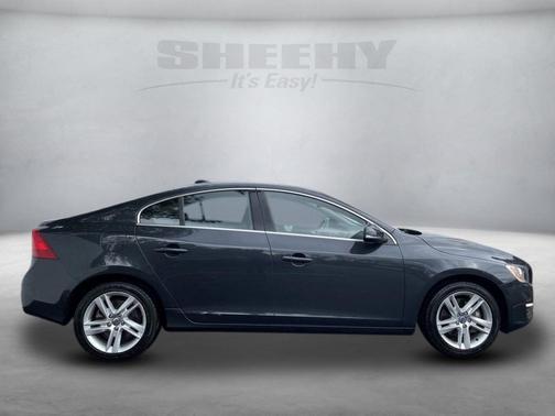 Photo 5 of 32 of 2015 Volvo S60 T5 Premier