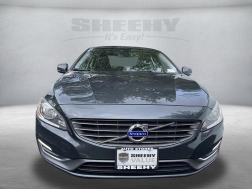 Photo 2 of 32 of 2015 Volvo S60 T5 Premier
