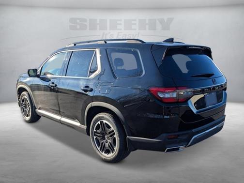 2026 Honda Pilot Touring 8-Passenger