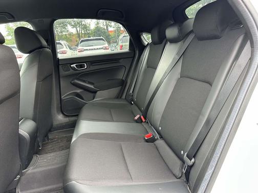 Platinum White Pearl 2024 Honda Civic Sport