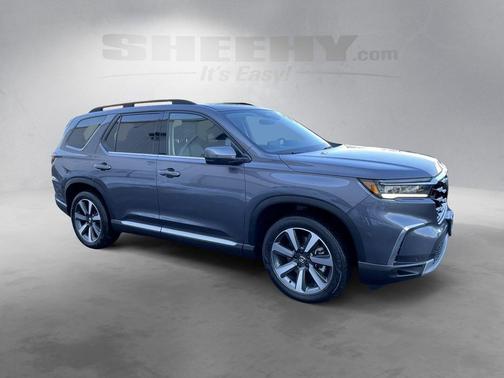 2023 Honda Pilot Touring 8-Passenger