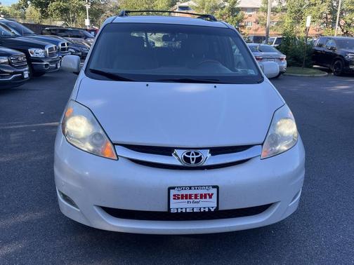 2008 Toyota Sienna XLE