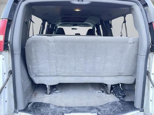 2003 Chevrolet Express 3500 Base
