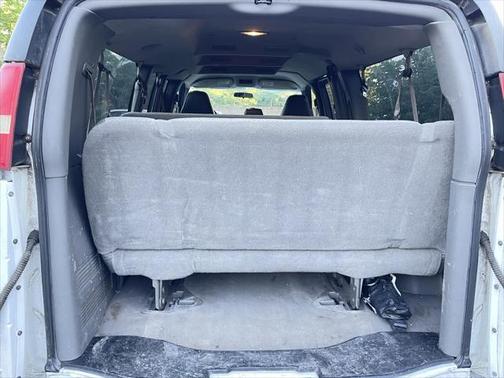 2003 Chevrolet Express 3500 Base
