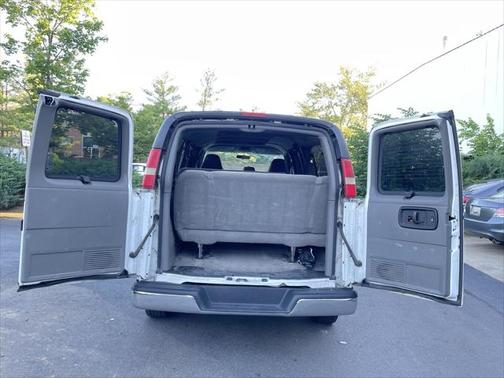 2003 Chevrolet Express 3500 Base