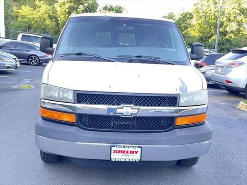 2003 Chevrolet Express 3500 Base