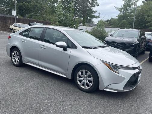 2020 Toyota Corolla LE