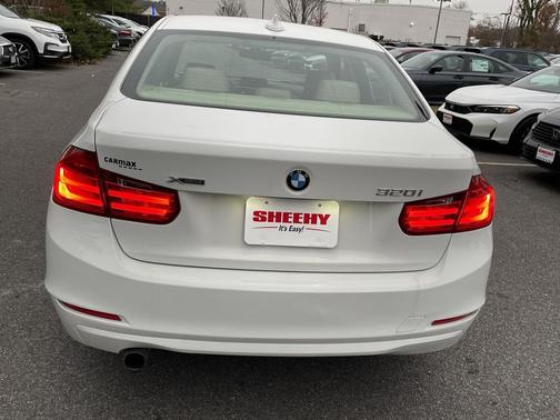 2015 BMW 320 i