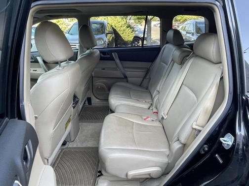 2008 Toyota Highlander Sport