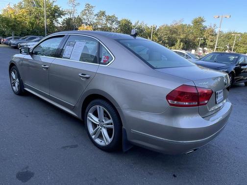 2015 Volkswagen Passat 2.0L TDI DSG SEL Premium