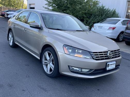2015 Volkswagen Passat 2.0L TDI DSG SEL Premium