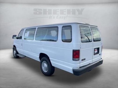 2002 Ford E350 Super Duty XL Wagon