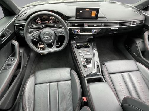 2018 Audi A4 2.0T Premium Plus