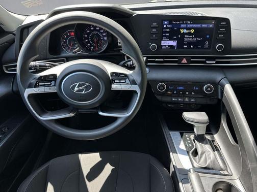 Electric Shadow 2021 Hyundai ELANTRA SEL