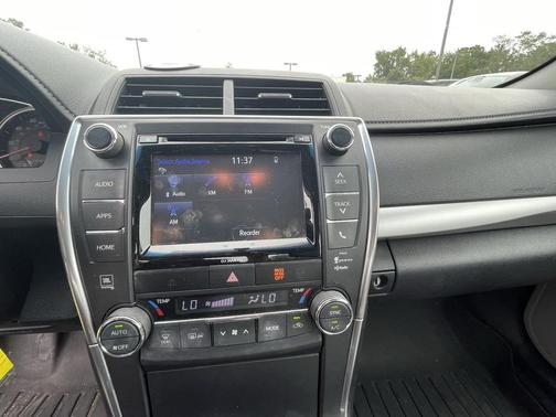 2017 Toyota Camry XLE