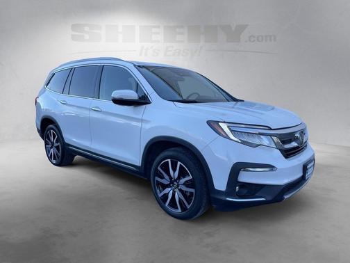 2022 Honda Pilot Touring 8-Passenger