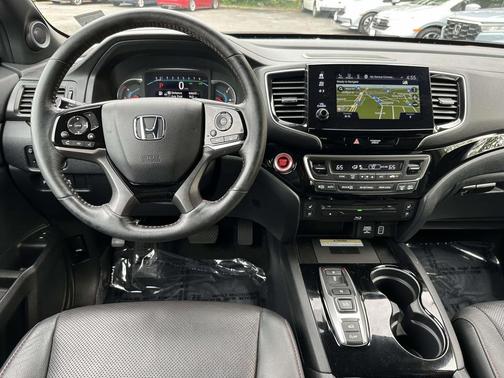 Crystal Black Pearl 2021 Honda Pilot AWD Black Edition