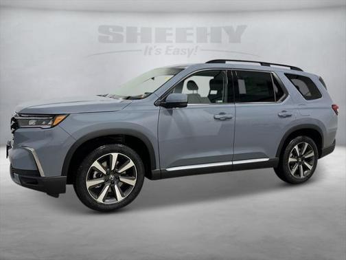 2025 Honda Pilot Touring 8-Passenger