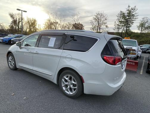 2017 Chrysler Pacifica Limited