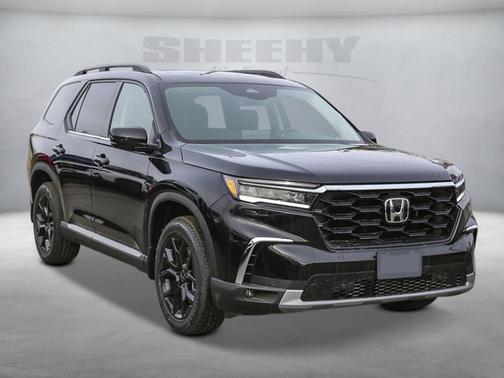 2025 Honda Pilot Touring 8-Passenger