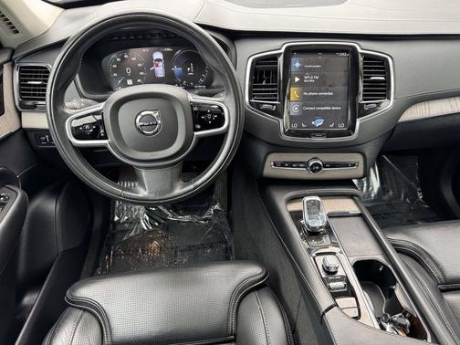 2021 Volvo XC90 Recharge Plug-In Hybrid T8 Inscription 7 Passenger