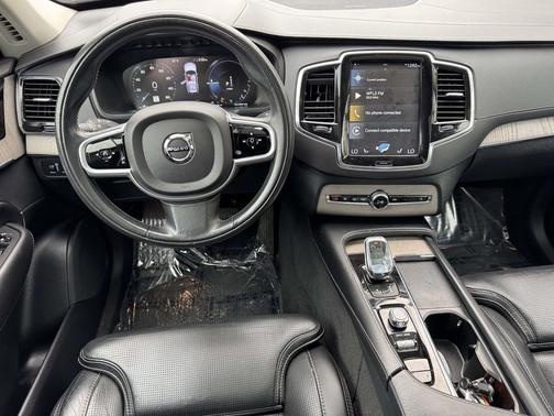 2021 Volvo XC90 Recharge Plug-In Hybrid T8 Inscription 7 Passenger