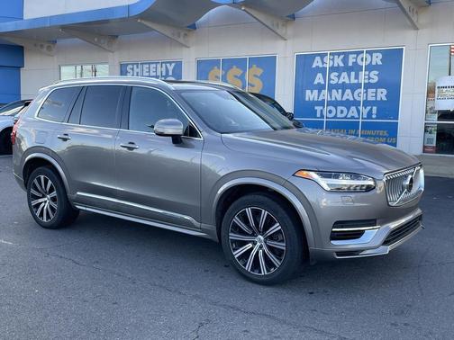 2021 Volvo XC90 Recharge Plug-In Hybrid T8 Inscription 7 Passenger