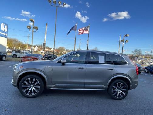 2021 Volvo XC90 Recharge Plug-In Hybrid T8 Inscription 7 Passenger