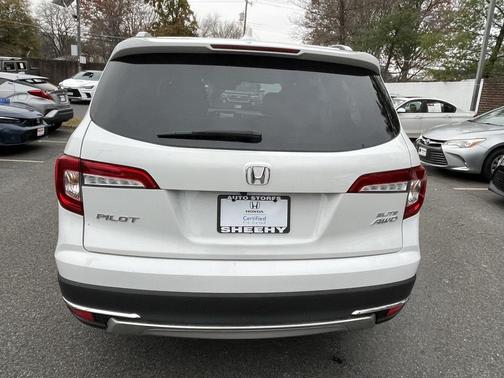 2022 Honda Pilot AWD Elite