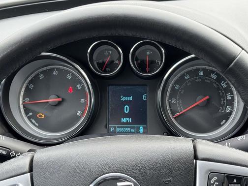 2012 Buick Regal Premium 1