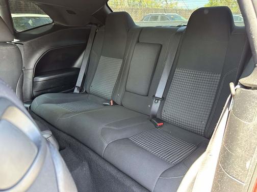 Octane Red Pearlcoat 2019 Dodge Challenger SXT