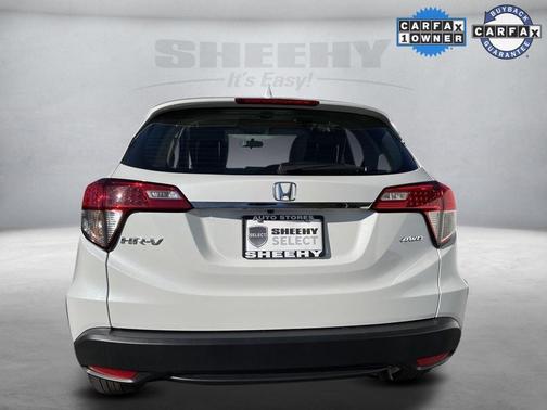 Photo 5 of 27 of 2021 Honda HR-V LX