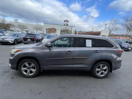 2016 Toyota Highlander Limited Platinum