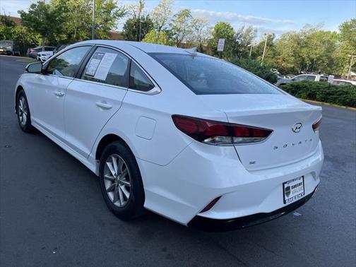 2018 Hyundai SONATA SE