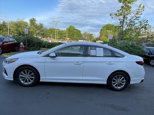 2018 Hyundai SONATA SE