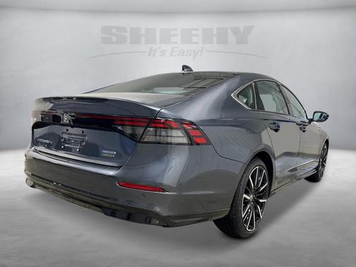 Meteorite Gray Metallic 2026 Honda Accord Hybrid Touring