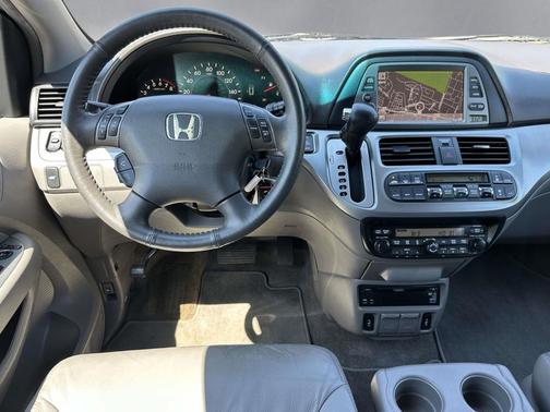 Polished Metal Metallic 2010 Honda Odyssey EX-L